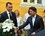 София - Паметна плоча върху дома на Кирил Маричков