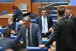 София - Заседание на  парламента - дебати по вот на недоверие към кабинета