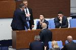 София - напрежение в парламента и прекратяване на заседанието