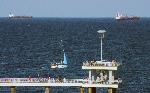 Морски бриз и яхта край бургаския бряг