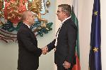 Президентът удостоява нидерландския посланик Симон ван дер Бург с орден Мадарски конник