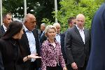 Председателят на Европейската комисия Урсула фон дер Лайен пристигна на посещение във ВМЗ Сопот
