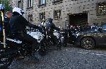 София - Депутати са блокирали входа на паркинга на парламента
