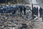 Търсачи на пари и злато на плажа в Царево