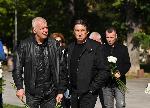 Близки, спортни деятели и фенове се простиха с Добромир Жечев