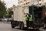 Камионите на `Гората.бг` вече извозват боклука в район `Люлин`