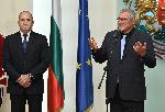 София - Президент- връчване на българското знаме на антрактиците