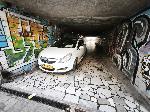 Варна - Автомобил се озова в подлез <br />