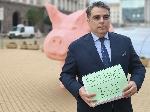 'Продължаваме промяната' монтираха арт инсталация в 'триъгълника на властта' и Асен Василев даде изявление