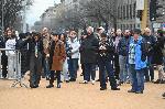 София - Граждани гледат на живо заседанието на бюджетната комисия