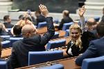 София – Депутатите гласуват оставката на правителството