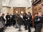София - БОЕЦ окупира кабинета на Борислав Сарафов