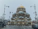 София осъмна с бяла Коледа