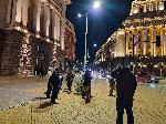 София - БОЕЦ поставя елха пред Министерски съвет