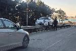 Бургас - Автомобил паркира върху разделителна мантинела