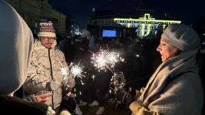 СОФИЯ - Посрещане на новата 2026 на площад Батенберг