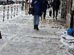 София - Непочистени тротоари и риск от травми