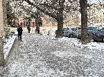 София - Непочистени тротоари и велоаели-поледица