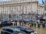 София - Протест пред парламента за връщане на лева