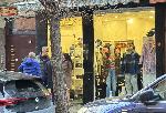 Служители на Икономическа полиция иззеха фалшиви маркови дрехи от столичен магазин