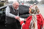Тополи -Празник с песни, танци, „бебе“ и фалически закачки<br />
<br />