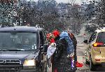 Тополи -Празник с песни, танци, „бебе“ и фалически закачки<br />
<br />