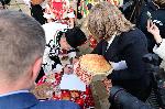 Перник - Сватба по време на фестивала на маскарадните игри 'Сурва-Перник'