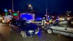 Катастрофа между два автомобила  на кръстовище в Хасково, пострадал е един от шьофорите