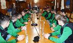 Димитър Николов удостои с Почетния знак на Община Бургас волейболния „Нефтохимик 2010“ за спечелената Купа „България“