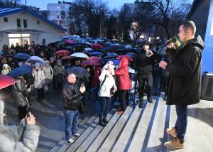 Варненци на протест в подкрепа на отделнитето по детска хирургия