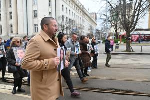 Бащата на Сияна и сдружение Ангели на пътя отново са на протест