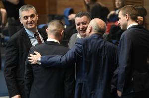 Заседание на Народното събрание - депутатите ще изслушват представители на МВР и министър Генов за случая 'Петрохан' и Околчица