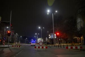 Пловдив - Затворен за движение подлез през нощта