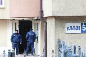 Убийство в столичния квартал 'Подуяне', баща наръга децата си и баба им, има  починало момче