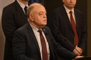 София - Парламентарната група на ПП- ДБ дадоха изявление в парламента
