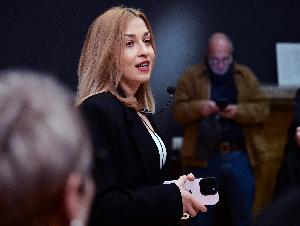 София – Посетителски тур в изложбата ‘’Отвъд магичното’’