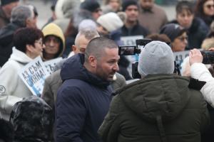 Червен бряг – Протест срещу войната по пътищата