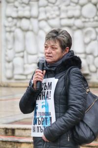 Червен бряг – Протест срещу войната по пътищата