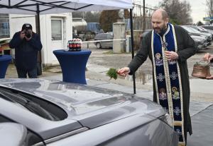 София - Нови високопроходими автомобили за управление на защитните зони от 'Натура 2000'