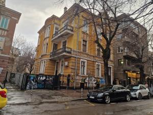 София – Офисът на Ахмед Доган на ул.Солунска 27А
