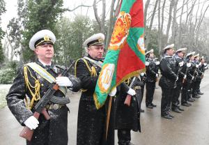 Варна - Поклонение пред паметникан на Васил Левски