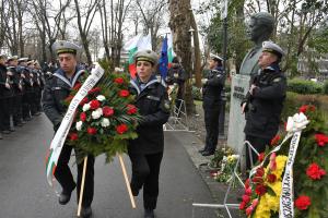 Бургас се преклони пред паметта на Васил Левски