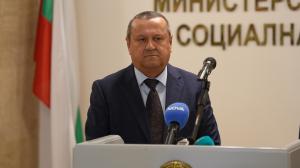 София - МТСП - Борислав Гуцанов и новият служебен министър Хасан Адемов