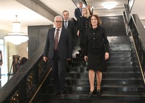 МВнР:  Церемония по предаването и приемането на поста външен министър се провежда в сградата на Министерство на външните работи
