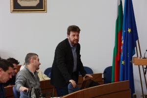 Транспортната комисия към Столична община ще решава спирките в София да се брандират с  облика на бележити български поети и революционери