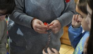 Бургаският Етнографски музей  отвори врати на работилница  за мартеници