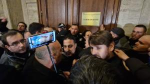 София - Протест срещу Сарафов в сградата на Съдебната палата - БОЕЦ