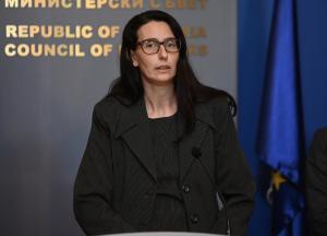София - Служебният премиер Андрей Гюров свиква работна среща за високите сметки на тока и водата<br />