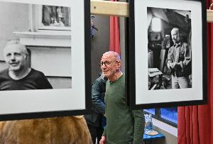 Симон Варсано показва втора фото изложба само за месец