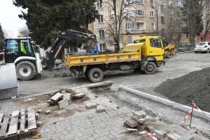 Бургас - Общината изгражда паркинги между жилищни сгради в синята зона